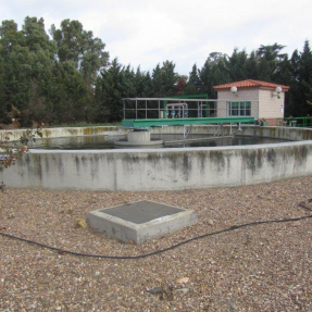 Decantador EDAR de Aqualia en Lobón (Badajoz) / Decanter of Aqualia  WWTP in Lobón (Badajoz)